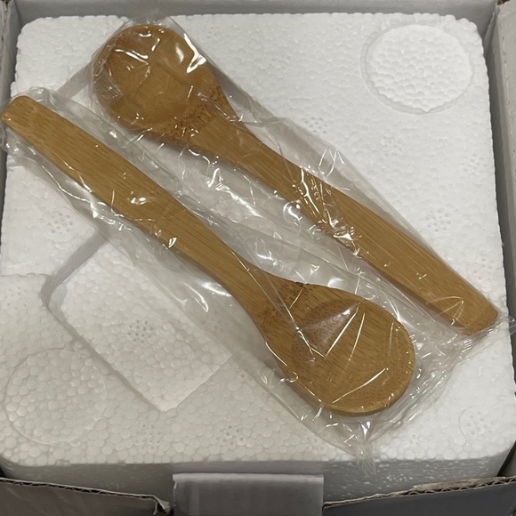 RAE DUNN Salsa/Guac Bowls with Wooden Spoons - Picture 11 of 12